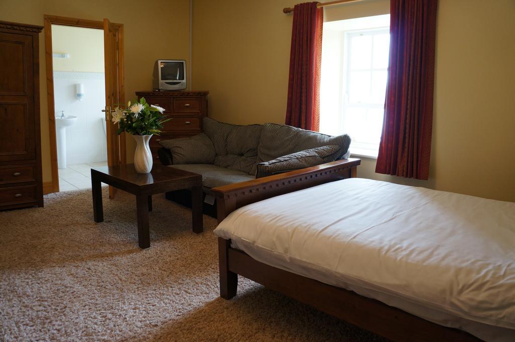 Jacksons Restaurant And Accommodation Roscommon Pokoj fotografie